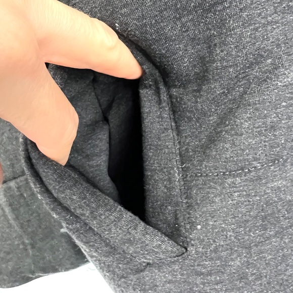 NWT🤩 |•RECREATION•| Super Soft Grey Quilted Jacket/Sweatshirt Size Small - Picture 14 of 16